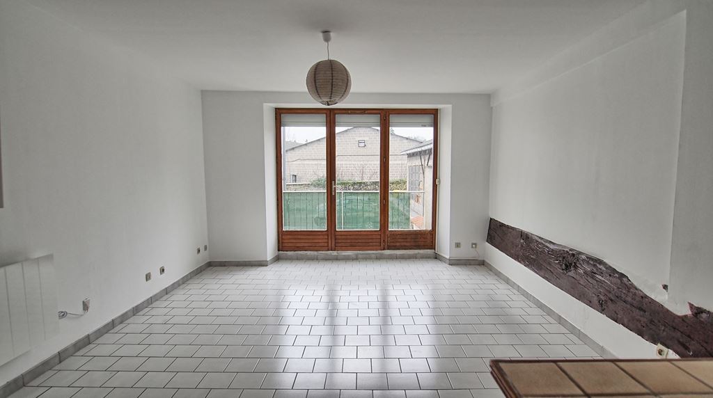 Appartement Studio LA QUEUE LEZ YVELINES (78940) WEST BRIDGE